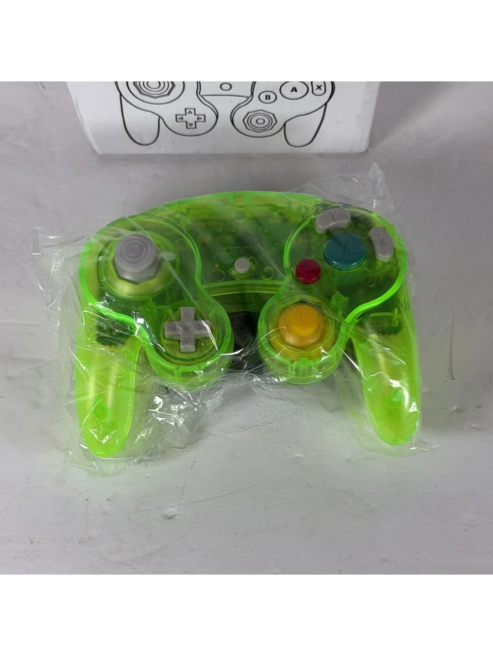 Wired GameCube Style Controller Transparent Moss Green - Storage Location: F1